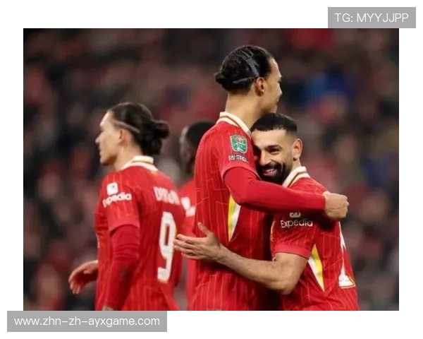 利物浦角球开出后连击，萨拉赫补射命中